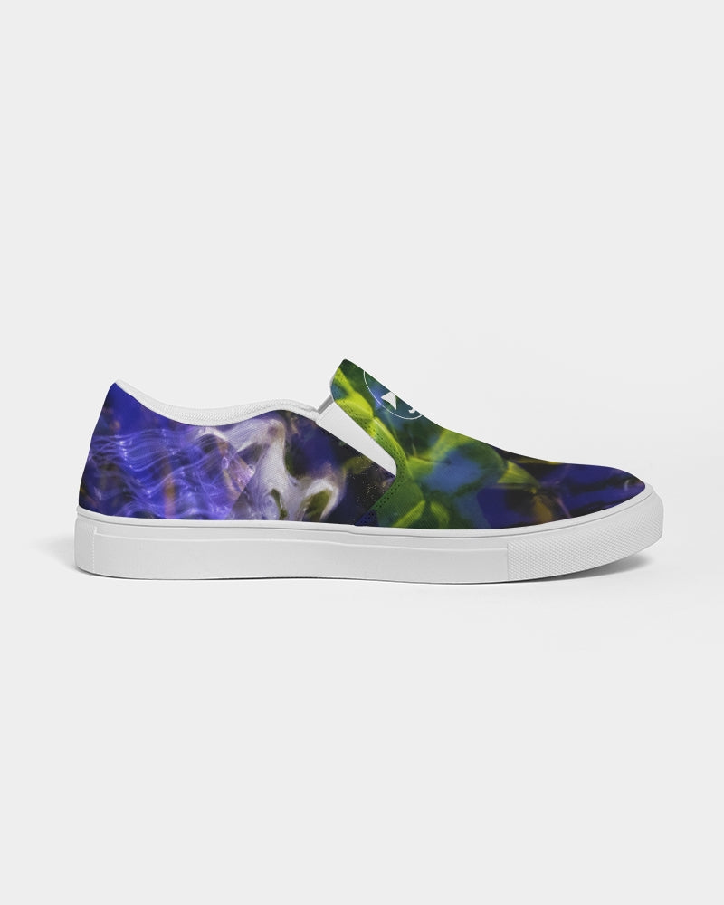 White Rider in Water Ripples Women's Slip-On Canvas Shoe